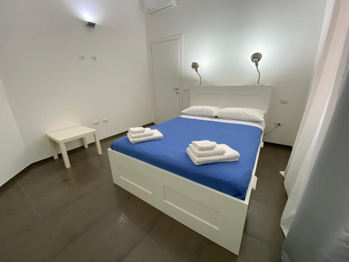 Premium Apartment City Center Каляри Екстериор снимка