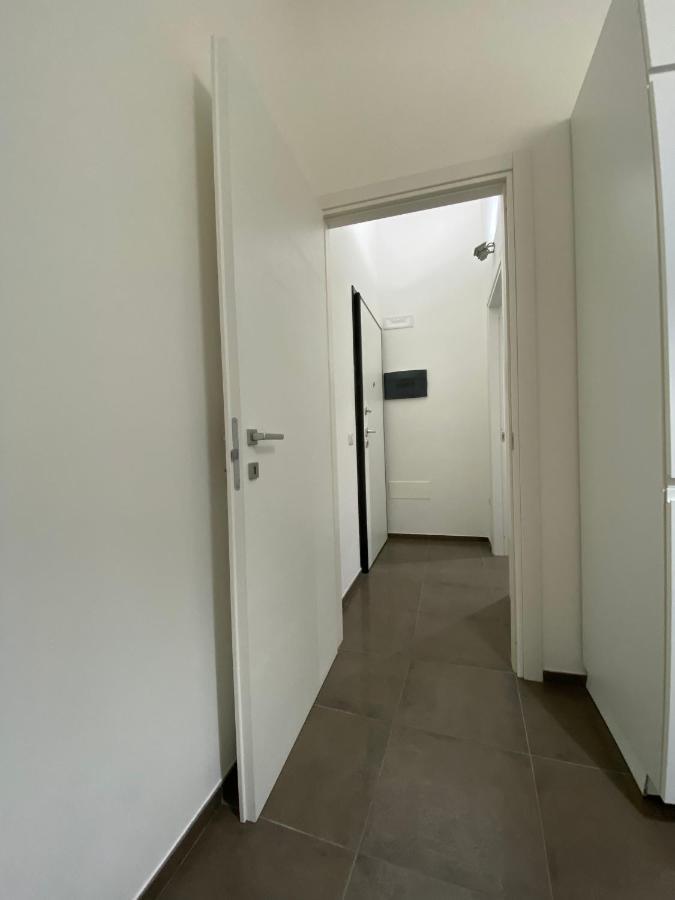 Premium Apartment City Center Каляри Екстериор снимка