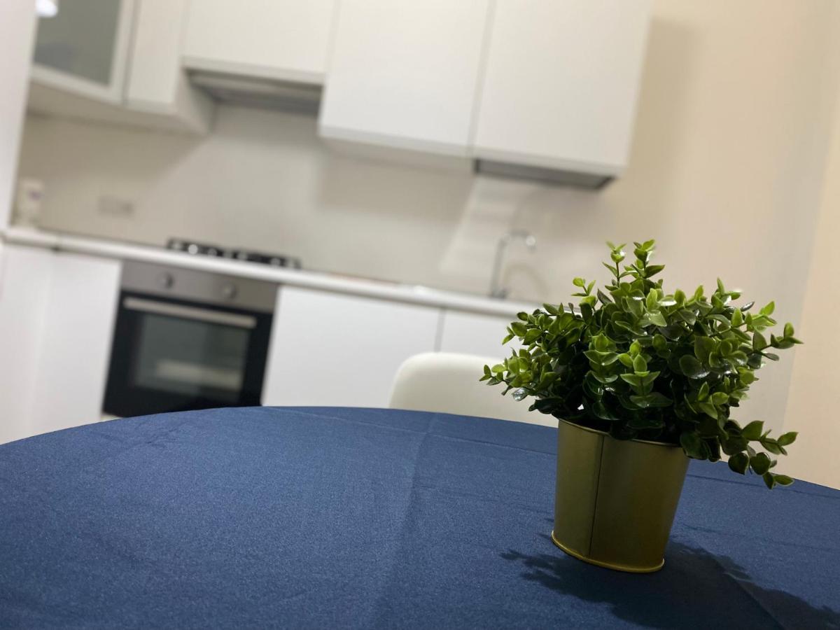 Premium Apartment City Center Каляри Екстериор снимка
