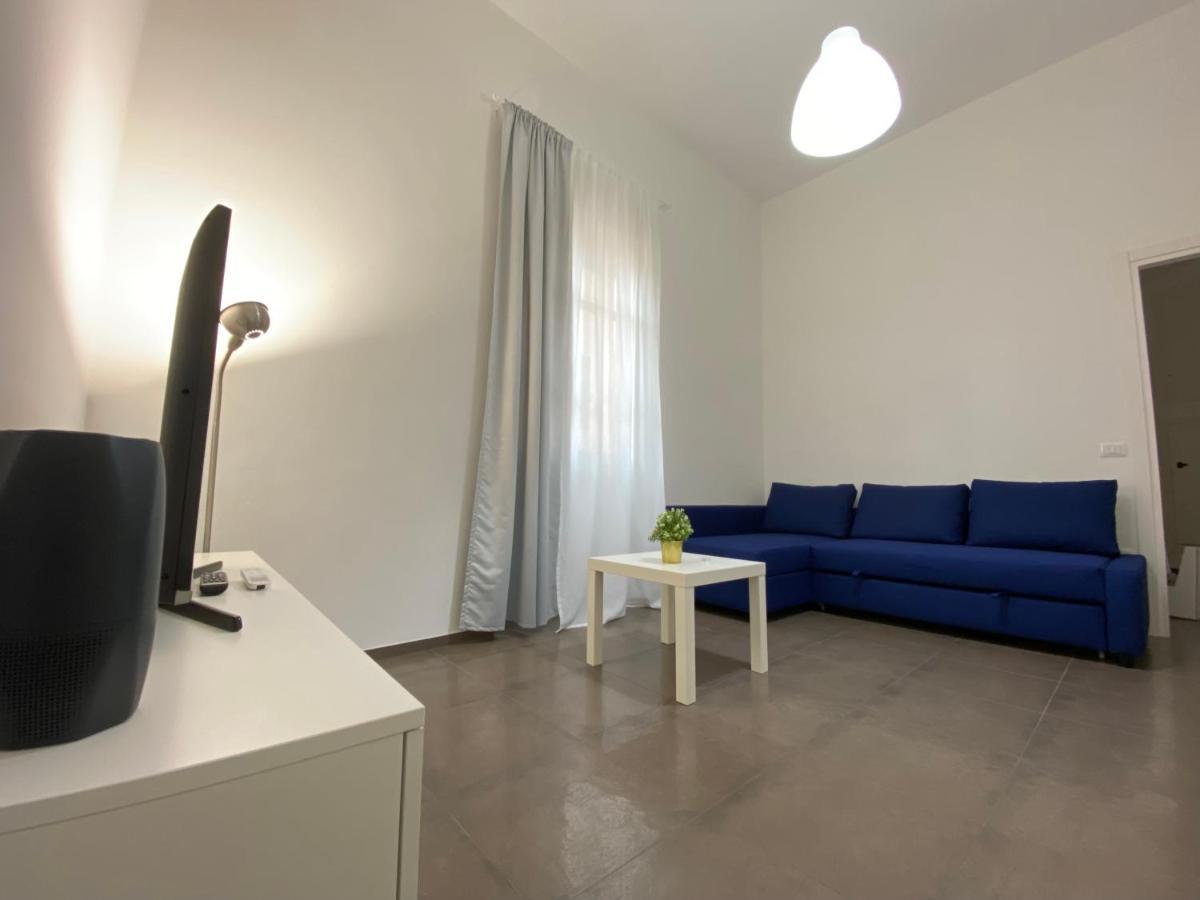 Premium Apartment City Center Каляри Екстериор снимка