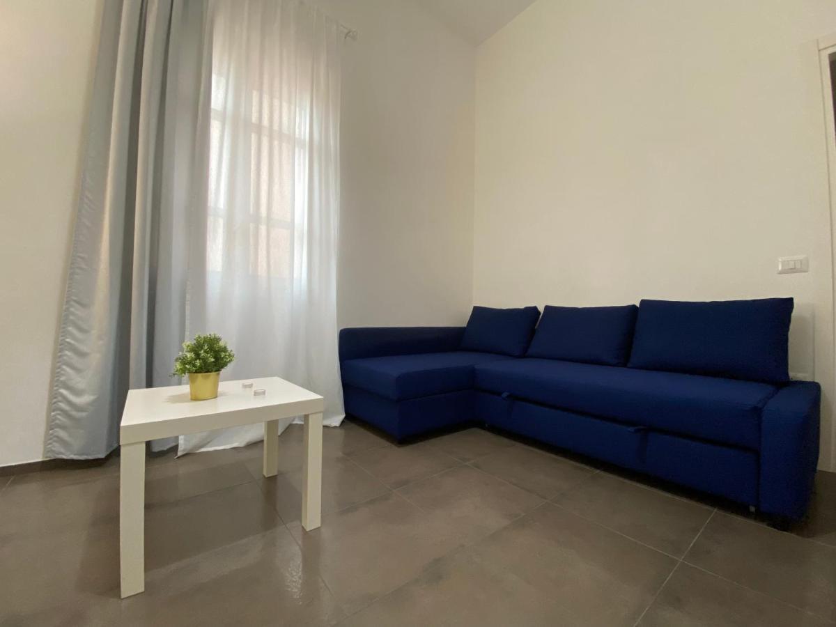 Premium Apartment City Center Каляри Екстериор снимка